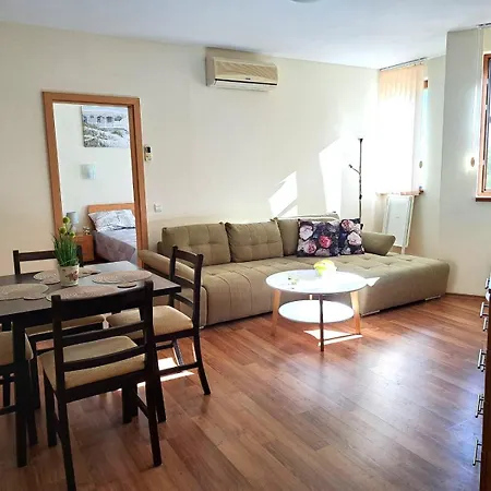 Апартаменты Lidda Relax In Oasis Kamchia Bliznatsi
